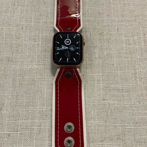 Spark’l Luxe Red Patent Bow Band